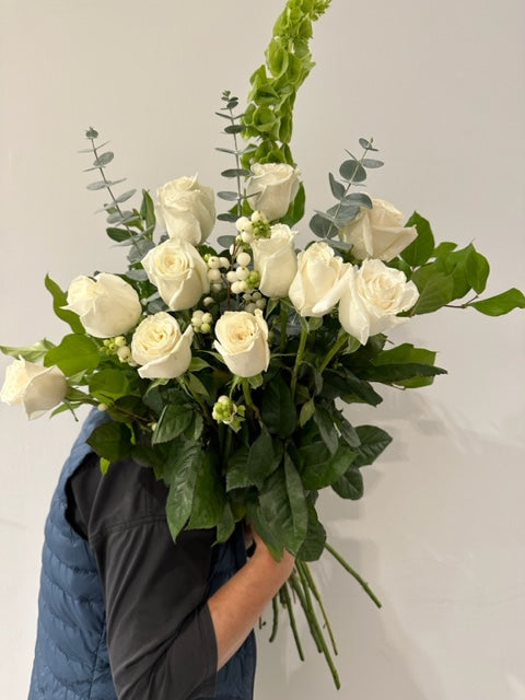 12 or 18 Premium Rose Bouquet (Choose Your Colour!)