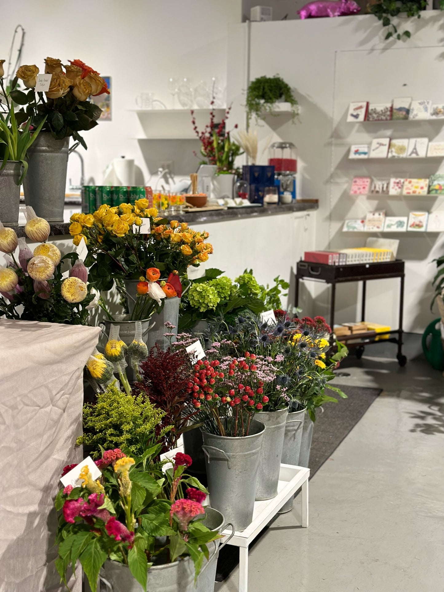 Fresh Mason Jar Arranging Workshop