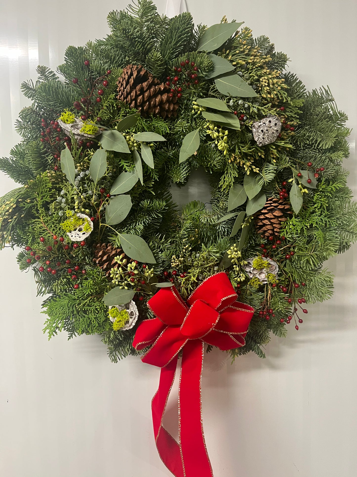 Red Velvet Classic Wreath