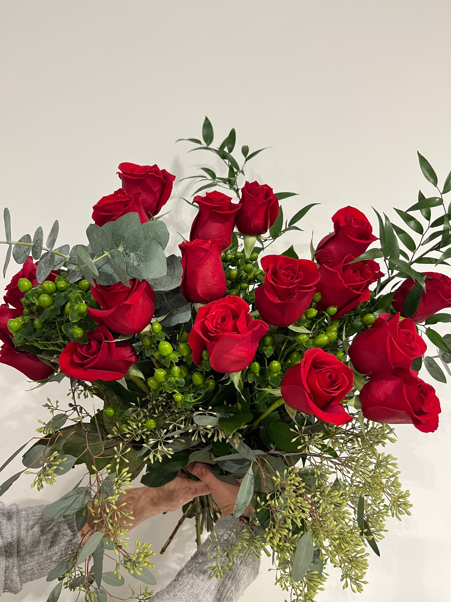 18 long-stem Red Rose Bouquet